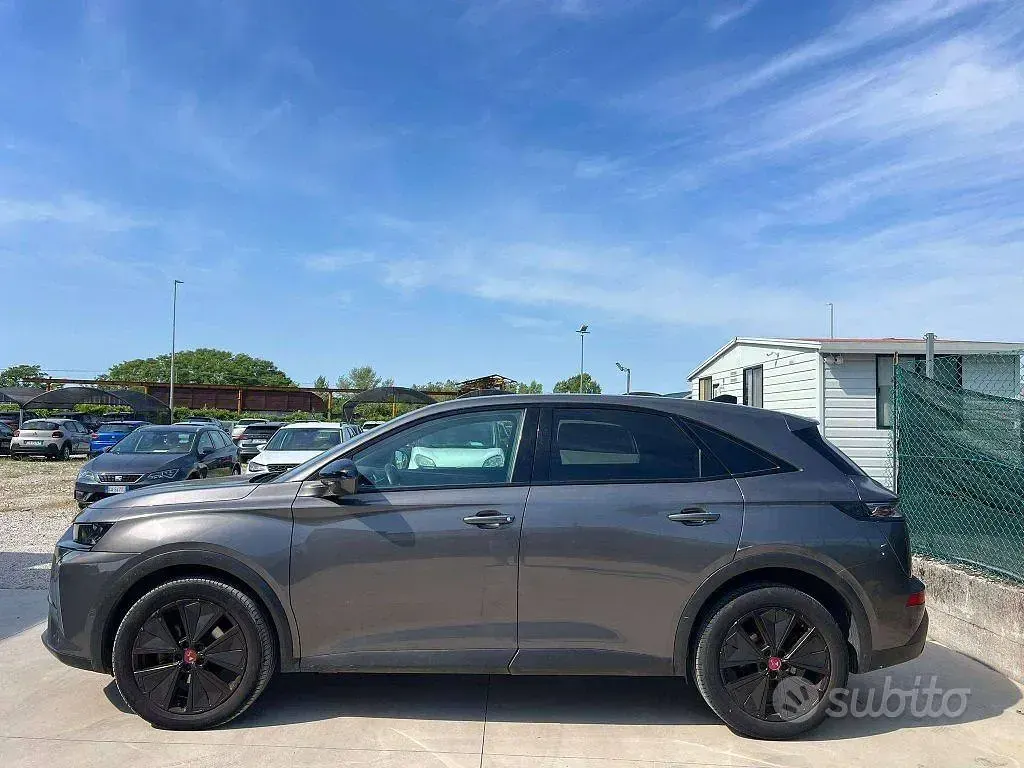 Usata DS Automobiles DS7 Crossback Performance 131 CV (96 kW) 2023 Grigio SUV