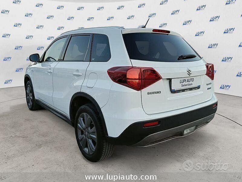 Usado Suzuki Vitara Cool 129 CV (94 kW) 2022 Blanco SUV