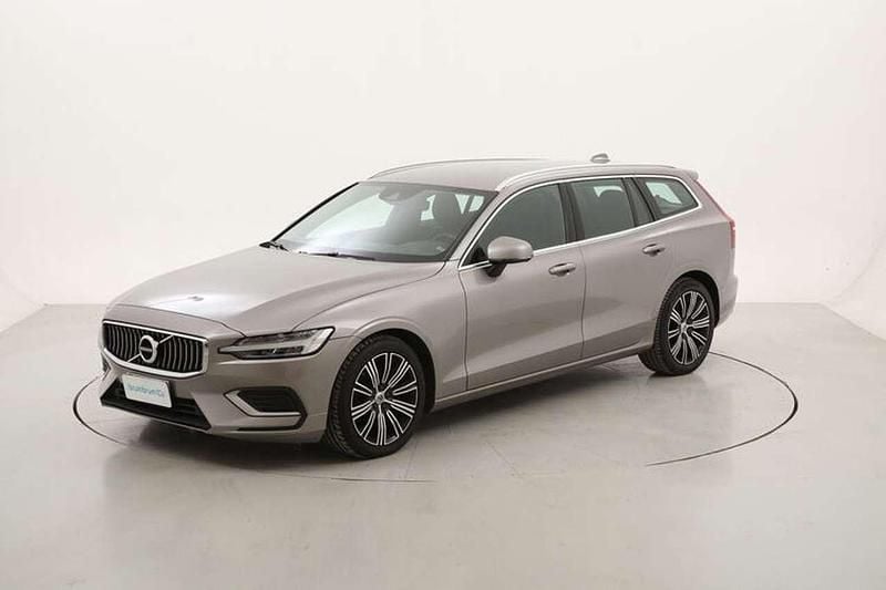 Grigio Usata 2020 Volvo V60 Inscription Station wagon | 21.990 € (Buon prezzo) - Immagine 1/4