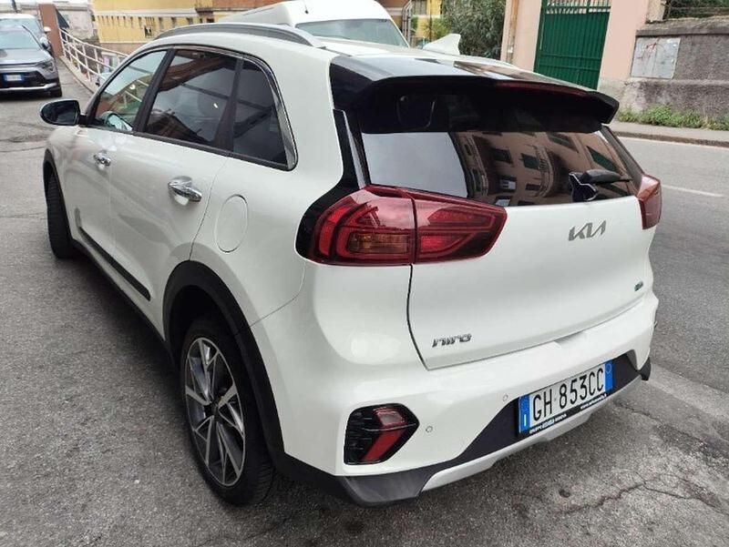 Usata Kia Niro Style 140 CV (102 kW) 2021 Bianco SUV