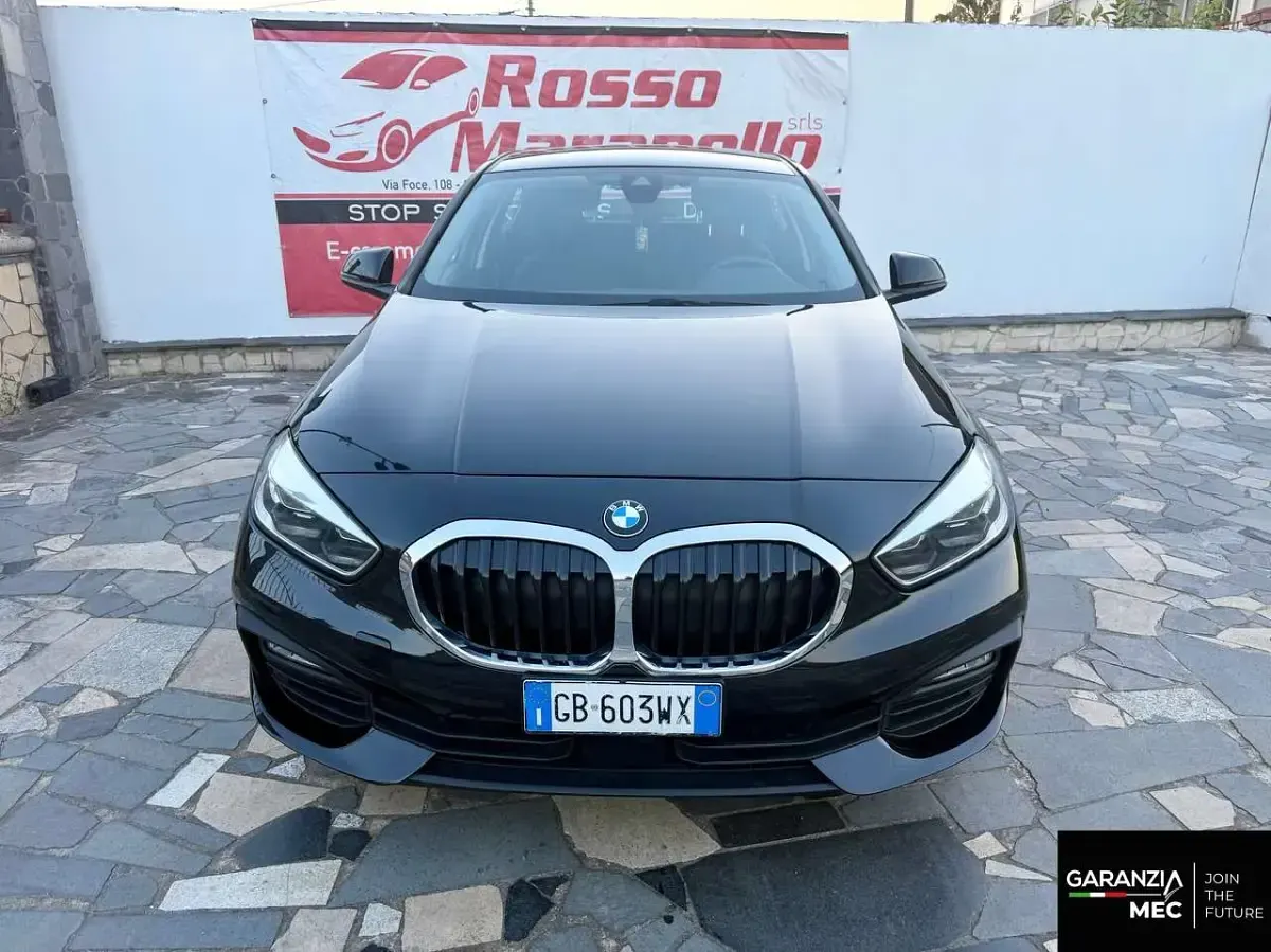 Usata BMW 116 Advantage 116 CV (85 kW) 2020 Nero Utilitaria