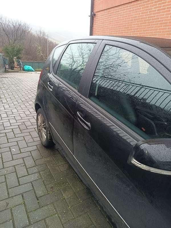 Usata Mercedes A180 Executive 109 CV (80 kW) 2011 Monovolume
