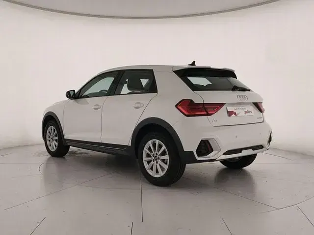 Nuova Audi A1 Business 116 CV (85 kW) 2026 Bianco cortina SUV