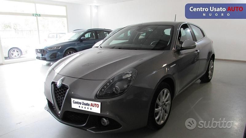 Grigio Usata 2016 Alfa Romeo Giulietta Super Due volumi | 11.900 € (Molto cara) - Immagine 1/4