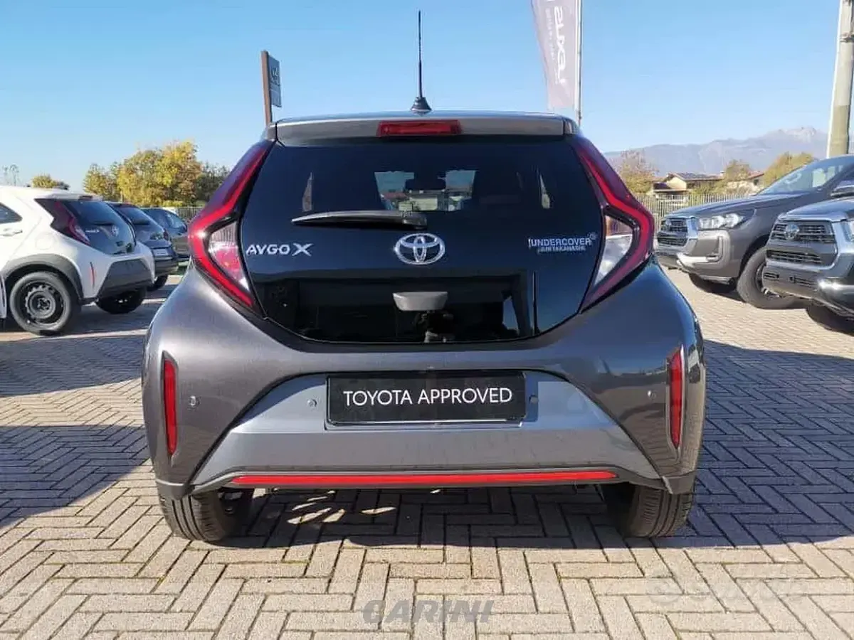 Usata Toyota Aygo X 72 CV (52 kW) 2023 Blu/azzurro SUV