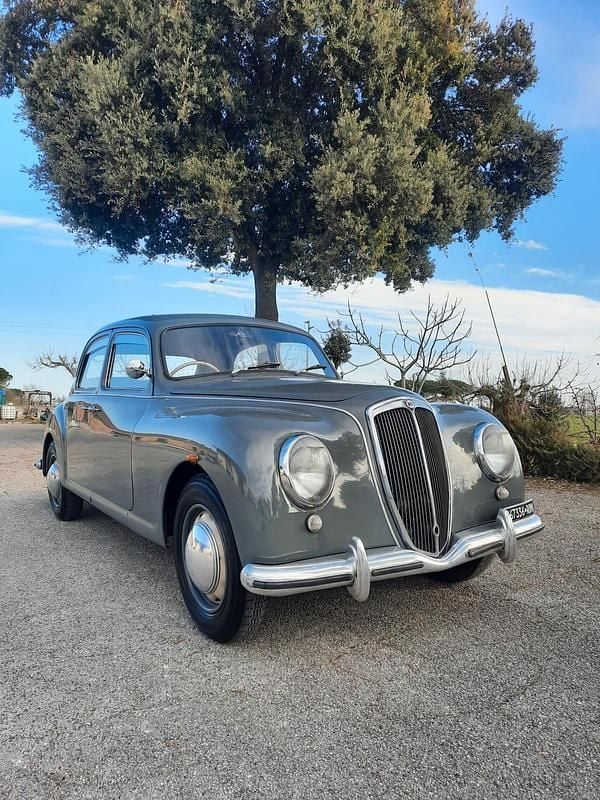 Usata Lancia Aurelia 108 CV (79 kW) 1952 Grigio Berlina