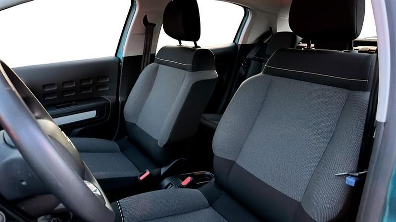 Usata Citroën C3 PureTech 83 CV (61 kW) 2021 Rosso Utilitaria