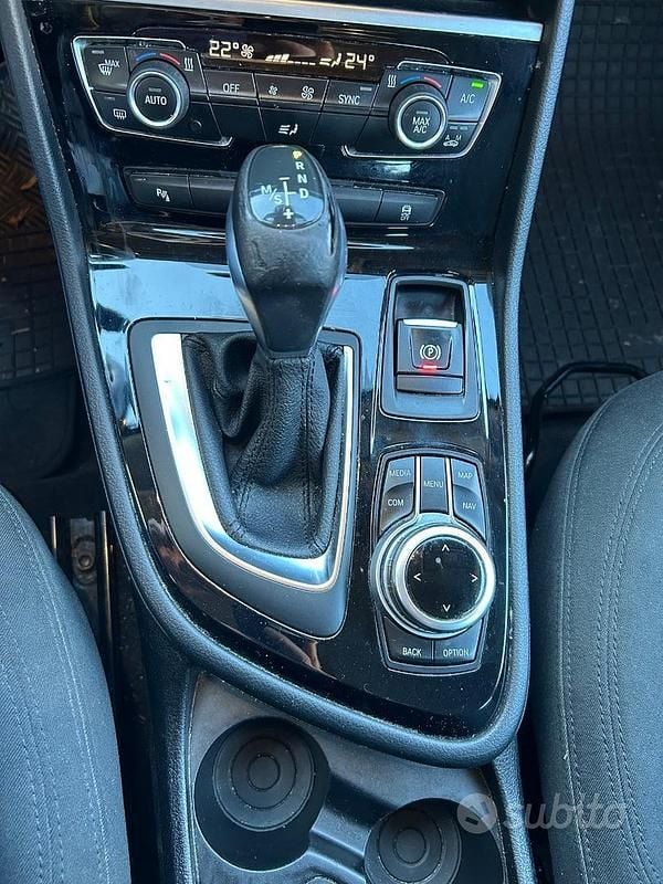Usata BMW 216 95 CV (69 kW) 2018 Nero Station wagon