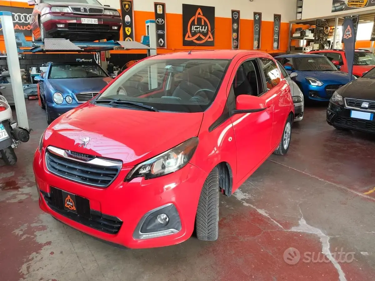Usata Peugeot 108 Active 69 CV (50 kW) 2015 Rosso Berlina