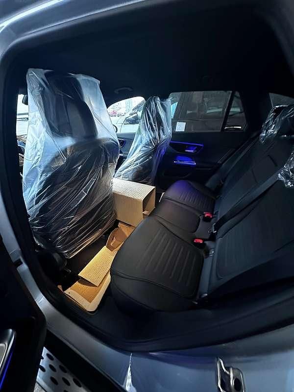 Usata Mercedes GLC220 AMG Line Premium 197 CV (144 kW) 2025 Argento SUV