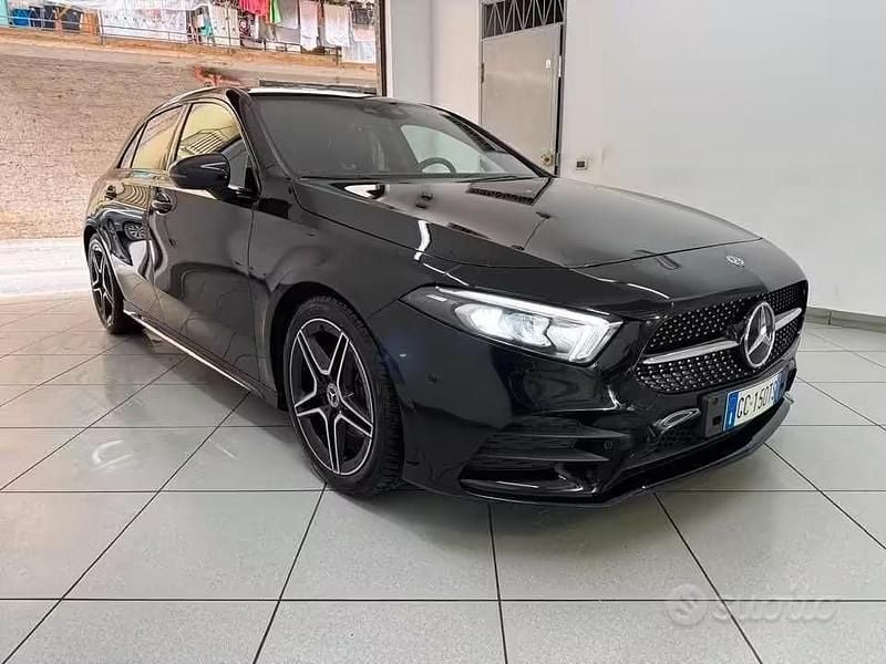 Usata Mercedes A200 Premium 149 CV (109 kW) 2019 Nero Berlina