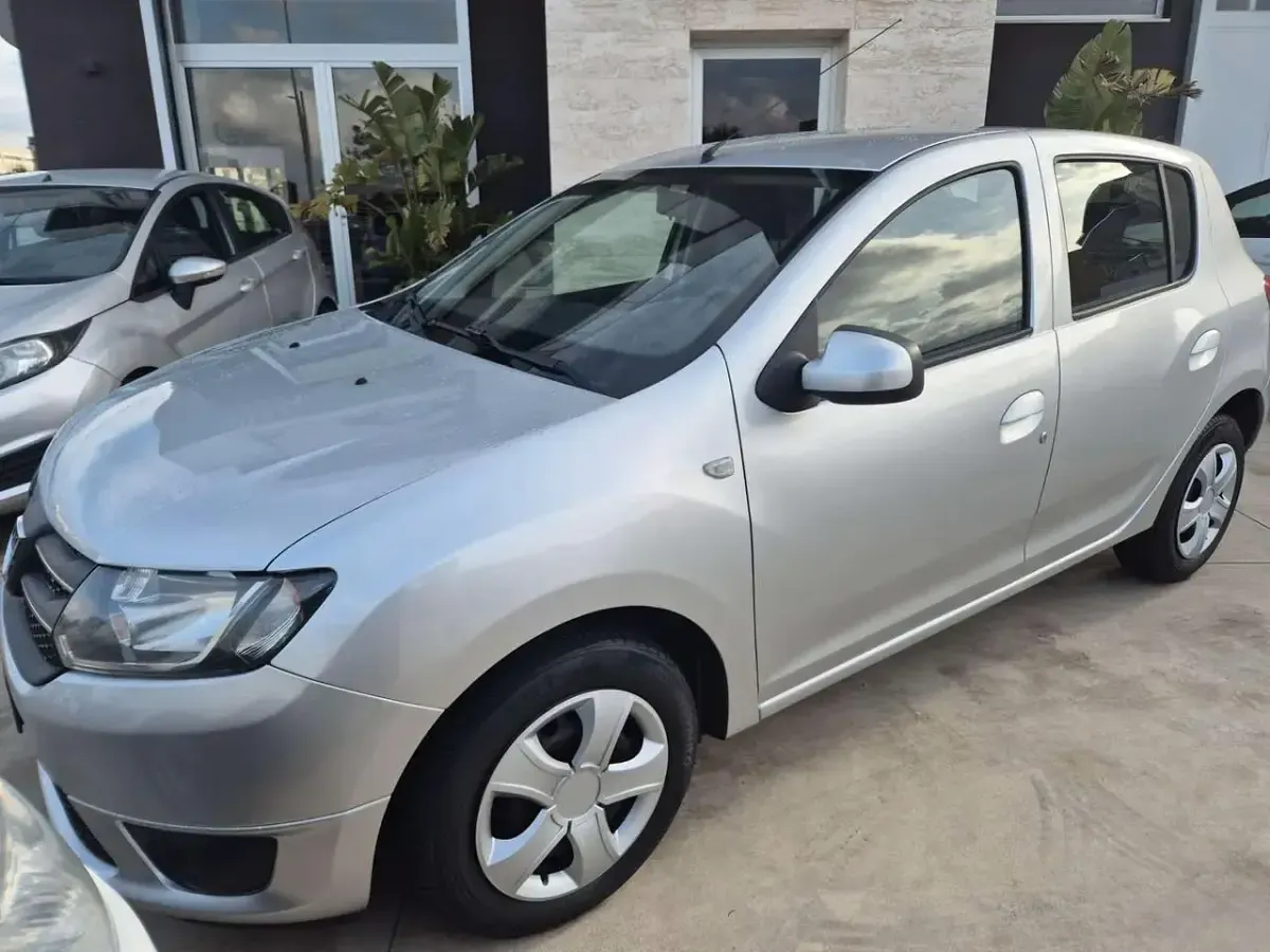 Brugt Dacia Sandero Ambiance 75 HK (55 kW) 2016 Sølv Sedan