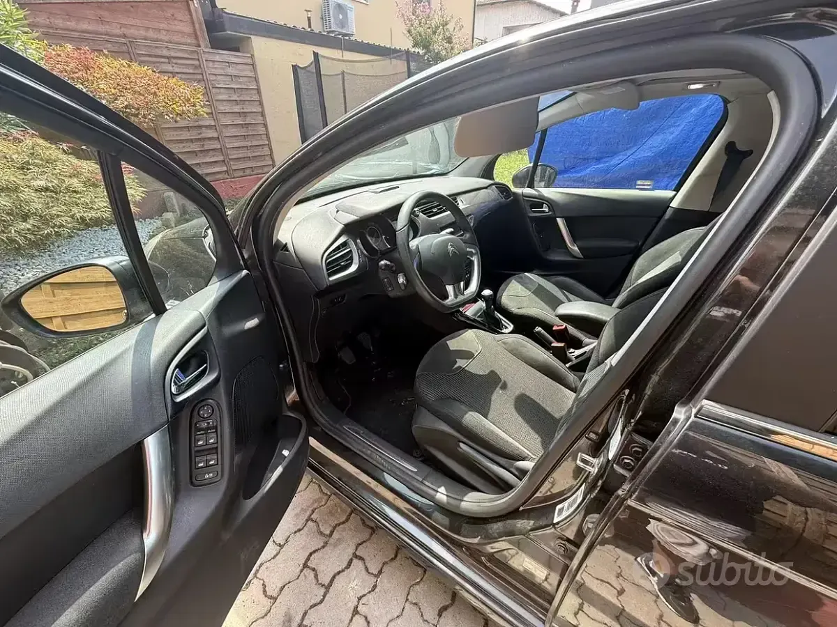 Usata Citroën C3 73 CV (53 kW) 2010 Nero Berlina