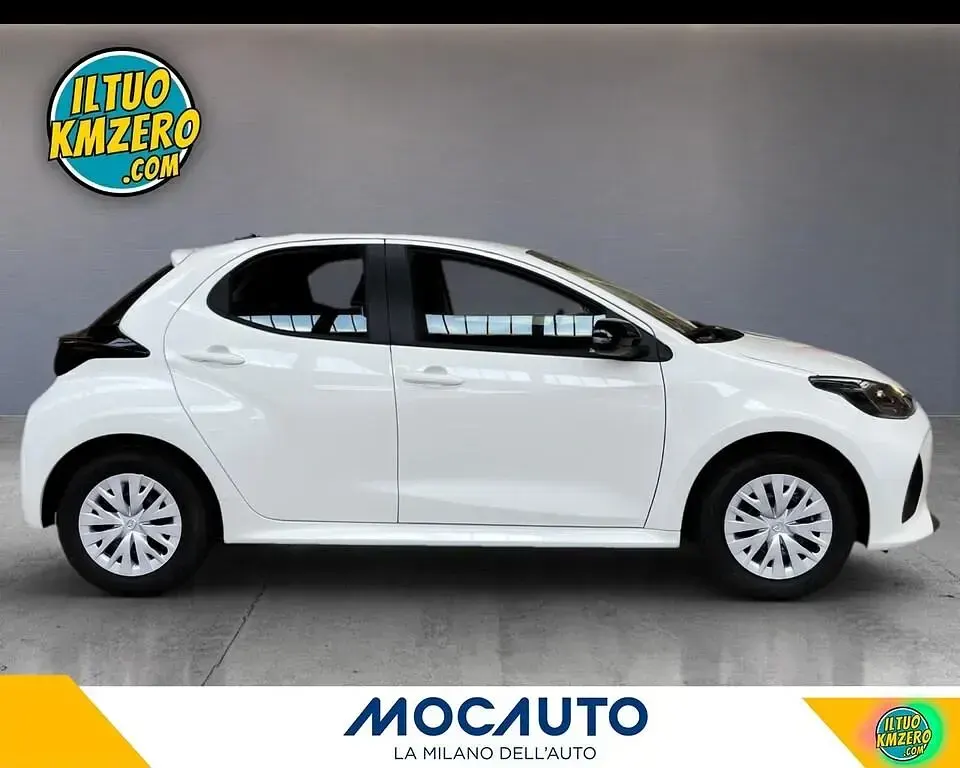 Nuova Mazda 2 Prime-Line 116 CV (85 kW) 2025 Lunar white Utilitaria