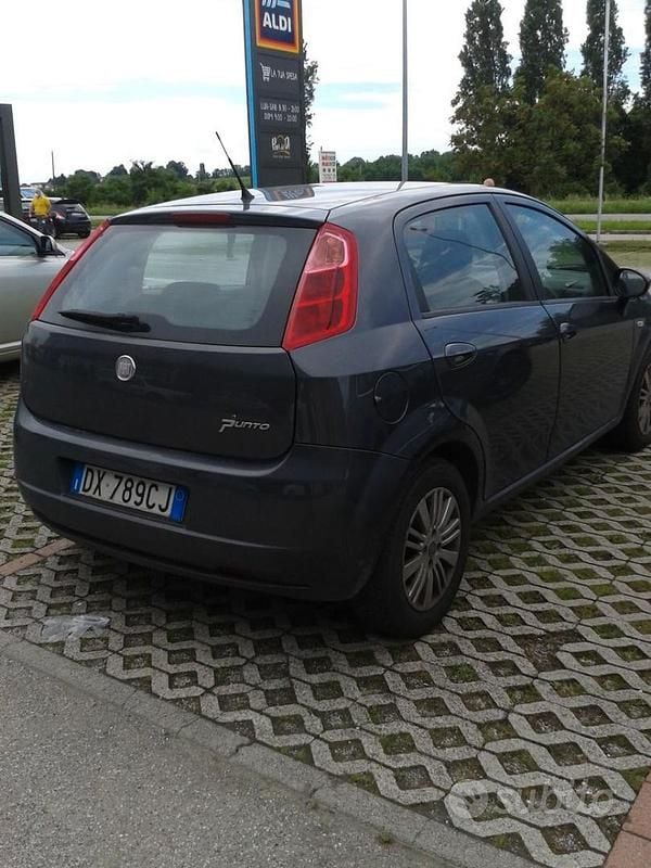 Usata Fiat Grande Punto Emotion 120 CV (88 kW) 2013 Utilitaria