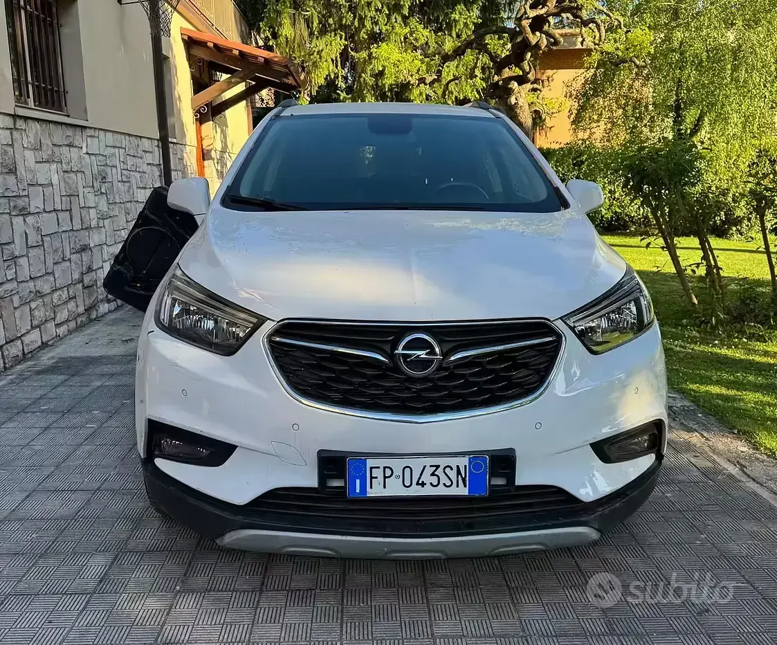 Usata Opel Mokka 140 CV (102 kW) 2018 Bianco SUV