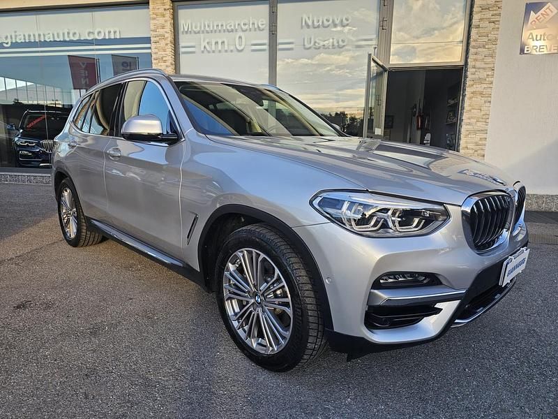 Usata BMW X3 Luxury Line 184 CV (135 kW) 2021 Argento SUV