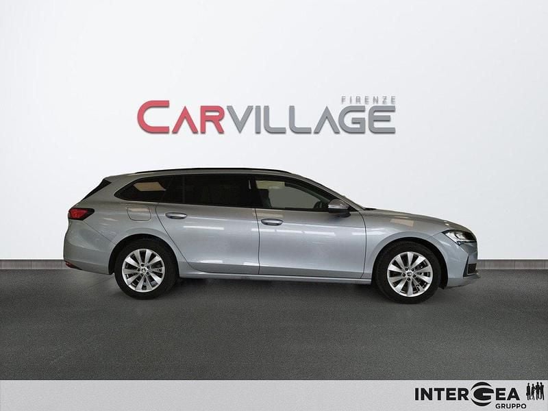 Usata Skoda Superb Selection 150 CV (110 kW) 2024 Grigio Station wagon