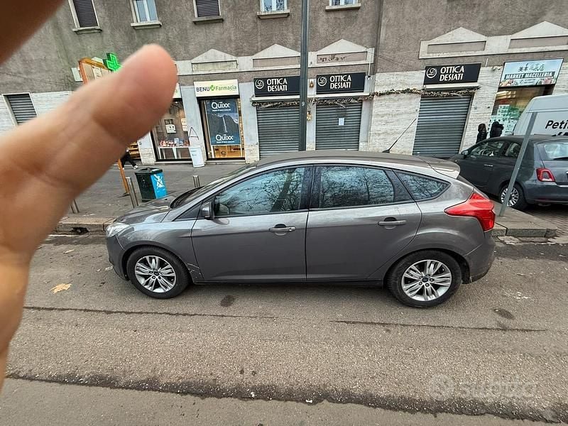 Usata Ford Focus Titanium 116 CV (85 kW) 2011 Berlina