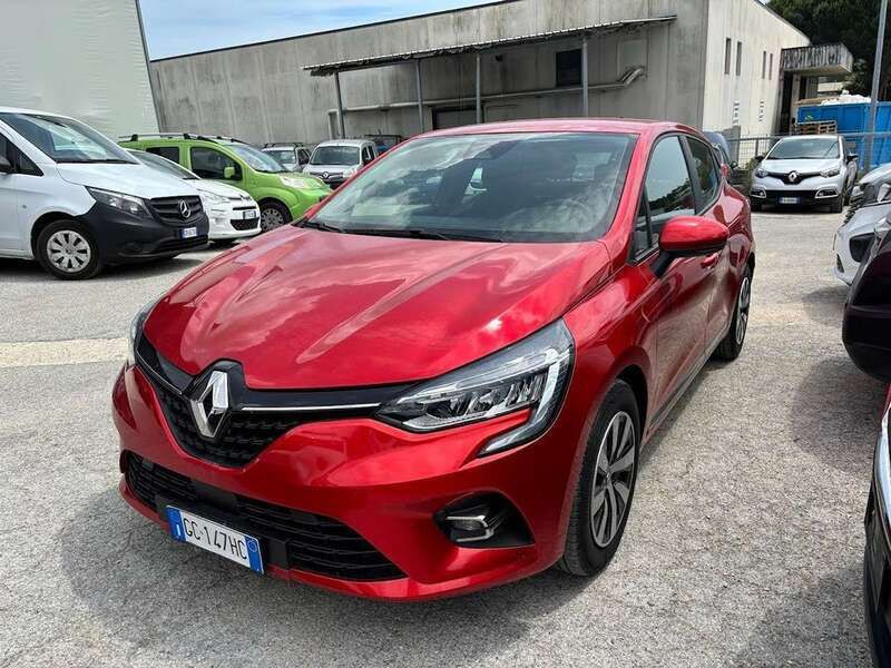 Rosso Usata 2020 Renault Clio V Zen Tre volumi | 12.920 € (Buon prezzo) - Immagine 1/4