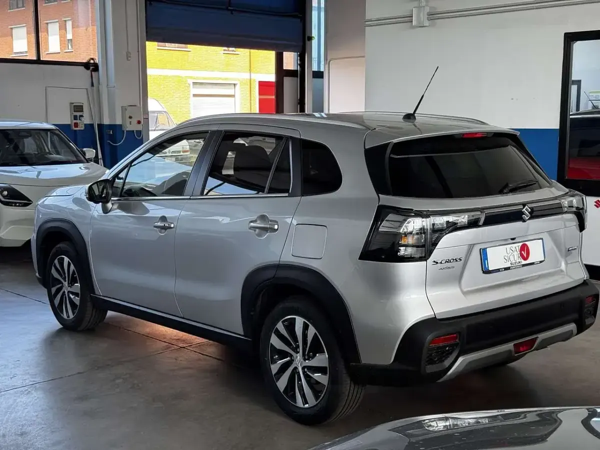Nowe Suzuki SX4 S-Cross 116 KM (85 kW) 2025 Srebrny SUV