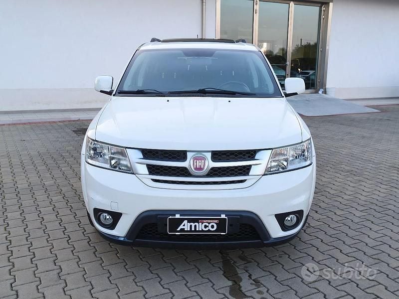 Usata Fiat Freemont 170 CV (125 kW) 2013 Bianco SUV