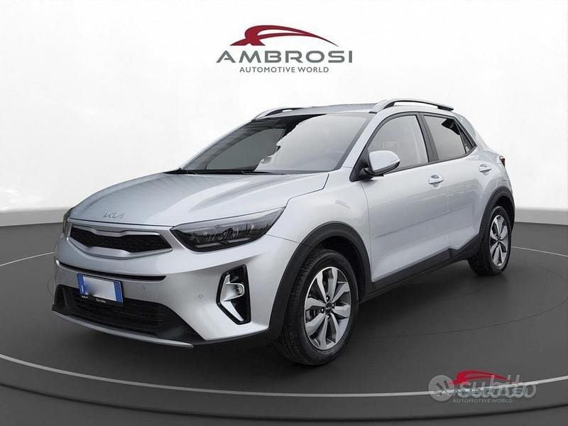 Usata Kia Stonic Style 79 CV (58 kW) 2025 Grigio SUV