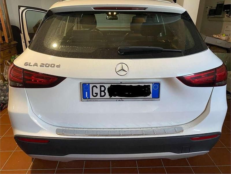 Usata Mercedes GLA200 Executive 150 CV (110 kW) 2020 SUV