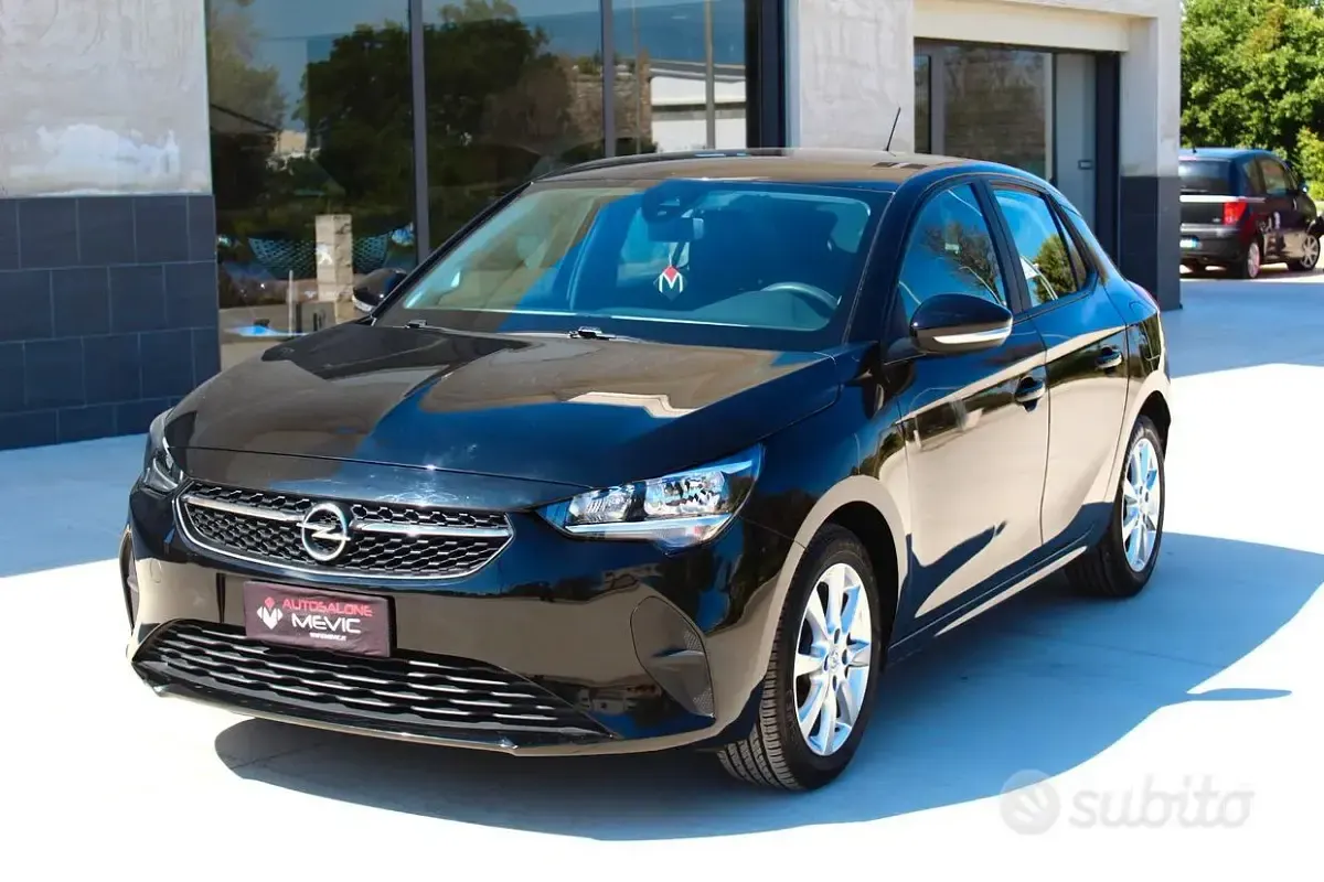 Używany Opel Corsa Elegance 75 KM (55 kW) 2023 Czarny Hatchback