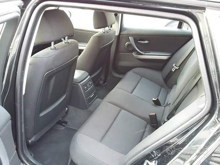 Usata BMW 320 177 CV (130 kW) 2008 Nero Station wagon