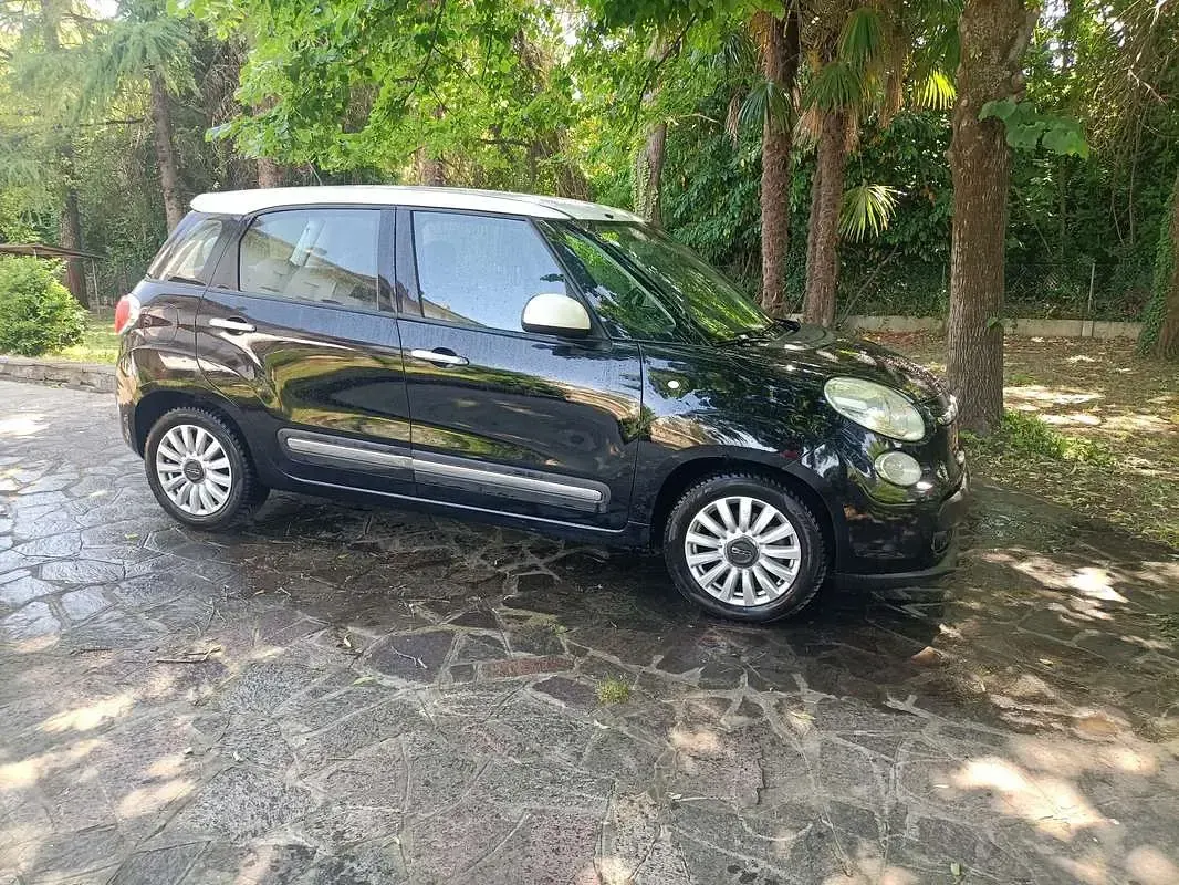 Usata Fiat 500L Living 85 CV (62 kW) 2013 Nero Monovolume