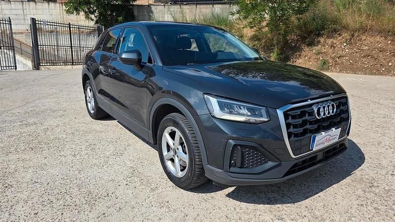 Usata Audi Q2 Business 115 CV (84 kW) 2021 Grigio SUV