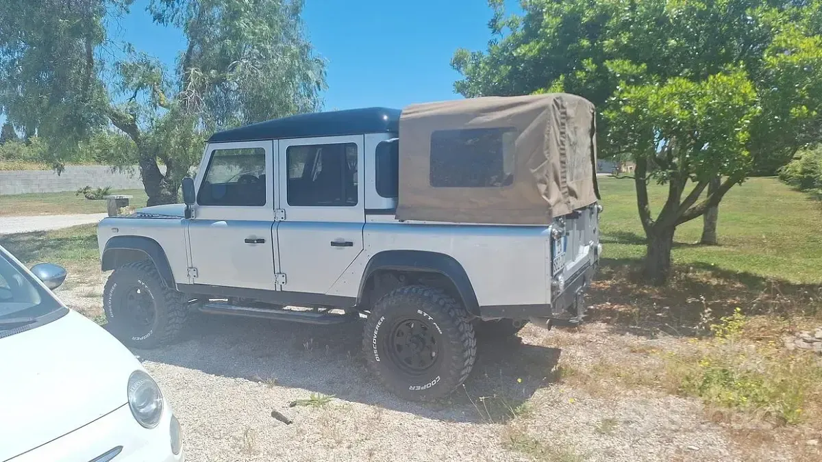 Usata Land Rover Defender 68 CV (50 kW) 2006 Grigio SUV