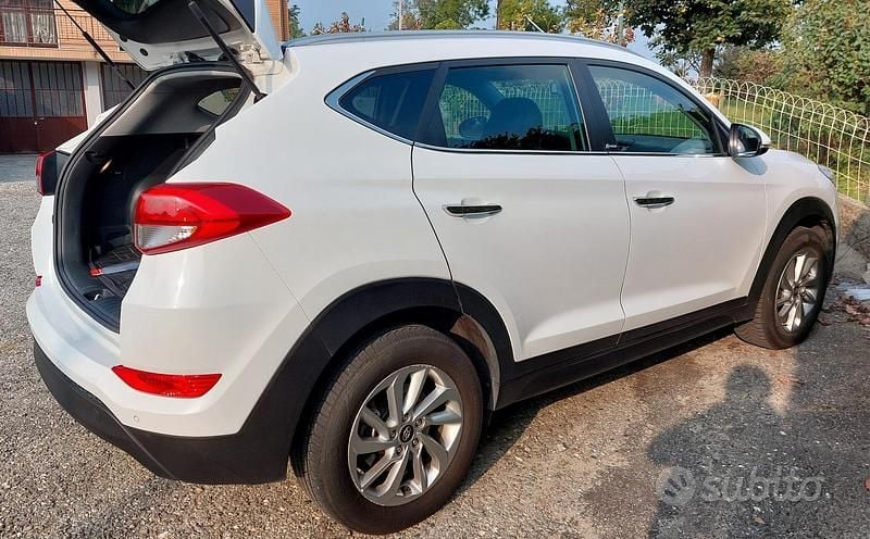 Usata Hyundai Tucson Xpossible 141 CV (103 kW) 2017 Bianco SUV
