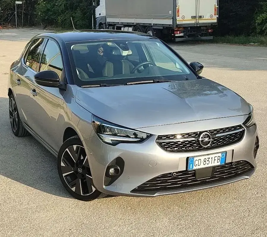 Usata Opel Corsa 56 kW (77 CV) 2020 Utilitaria