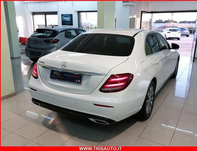 Usata Mercedes E200 151 CV (111 kW) 2018 Bianco Berlina
