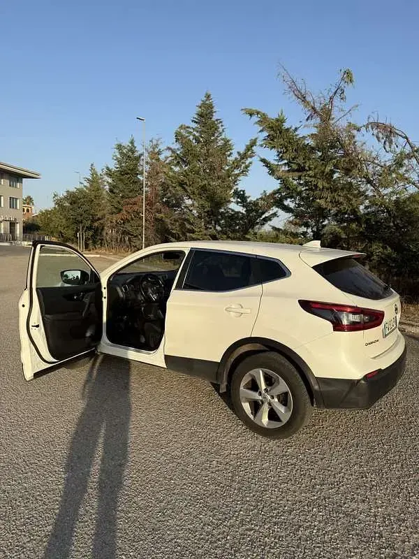 Usata Nissan Qashqai 116 CV (85 kW) 2019 Bianco SUV