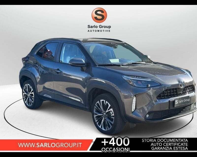 Usata Toyota Yaris Cross Lounge 116 CV (85 kW) 2023 Grigio SUV