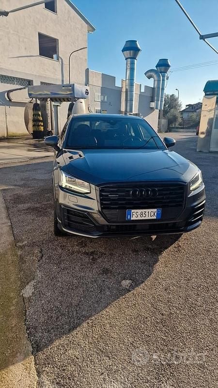Usata Audi Q2 S-Line 190 CV (139 kW) 2018 Grigio SUV