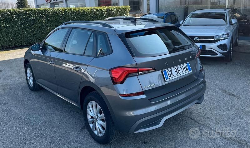 Usata Skoda Kamiq Ambition 95 CV (69 kW) 2022 Grigio graphite metallizzato SUV