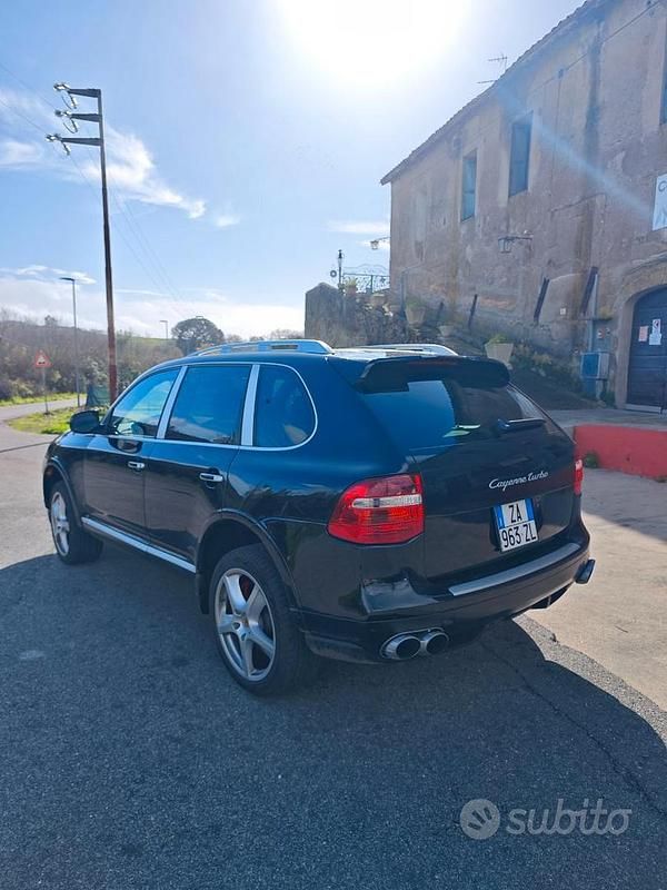 Usata Porsche Cayenne Turbo 500 CV (367 kW) 2008 Nero SUV