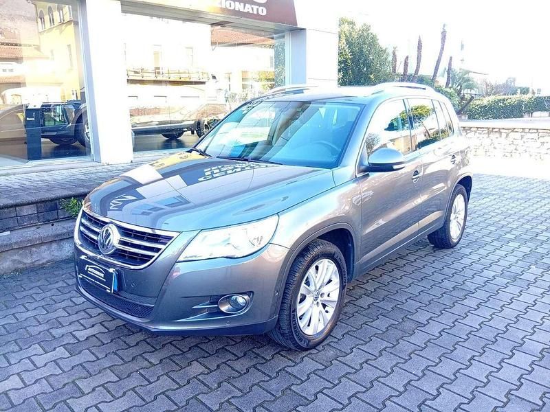 Usata VW Tiguan Sportline 150 CV (110 kW) 2011 Grigio SUV