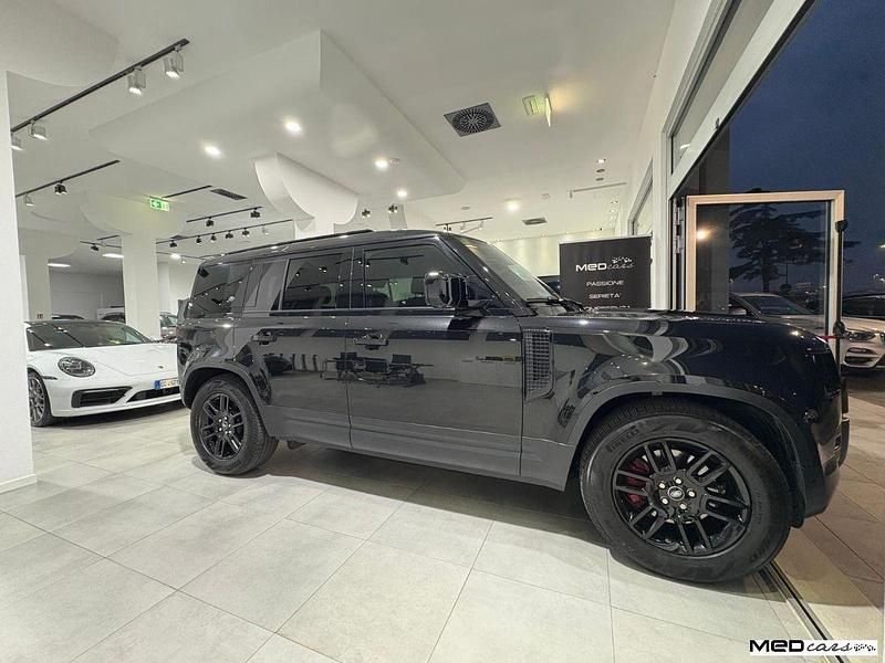 Usata Land Rover Defender SE 241 CV (177 kW) 2020 Nero Berlina