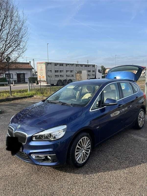 Usata BMW 220 Active Tourer Luxury Line 190 CV (139 kW) 2015 Monovolume