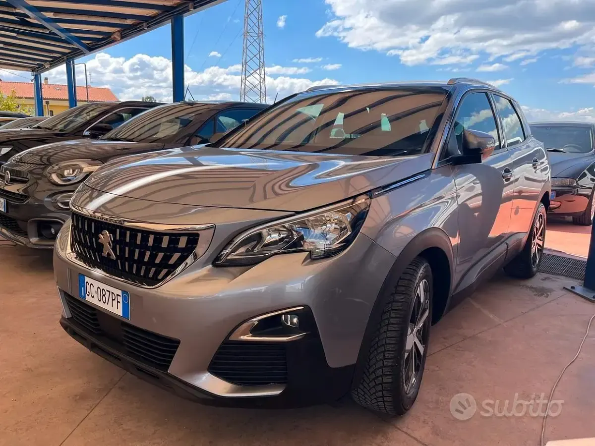 Usata Peugeot 3008 Business-Line 131 CV (96 kW) 2020 Grigio SUV