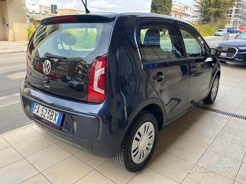 Usata VW up! Move 60 CV (44 kW) 2015 Blu Utilitaria