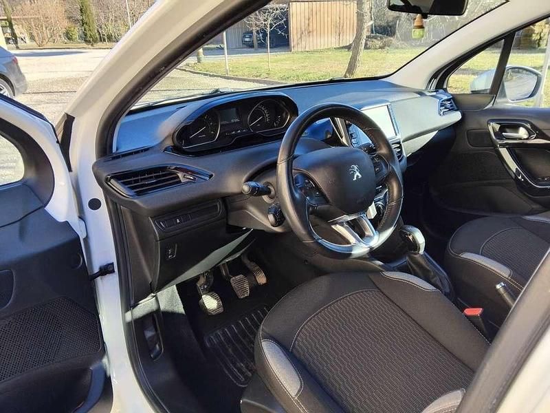 Usata Peugeot 208 Active 75 CV (55 kW) 2016 Utilitaria