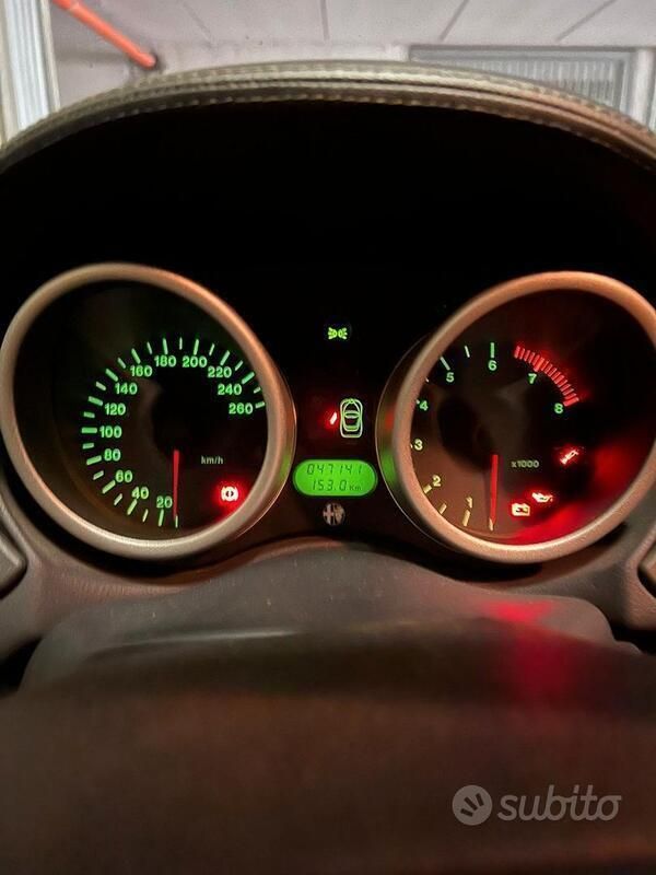 Usata Alfa Romeo GTV 201 CV (147 kW) 1998 Blu Coupé