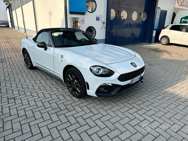 Usata Abarth 124 Spider Turismo 170 CV (125 kW) 2019 Bianco Cabrio