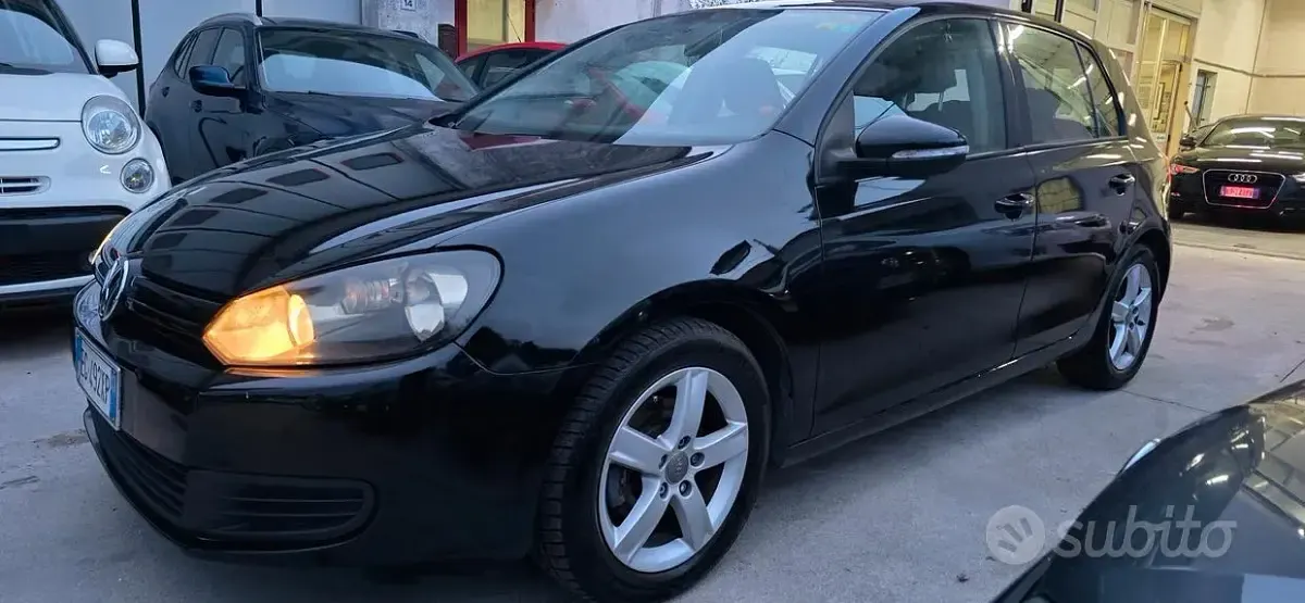 Usata VW Golf VI 80 CV (58 kW) 2011 Nero Utilitaria